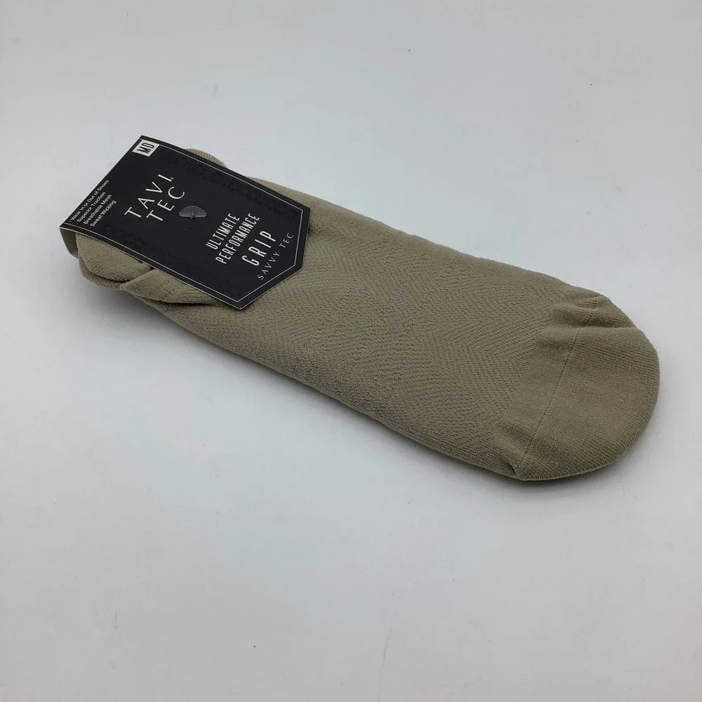 Tavi Tec Savvy Tec Ultimate Performance‎ Grip Socks Size Medium Shitake Tan New